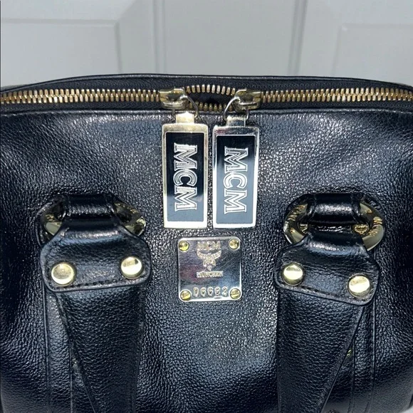 MCM Boston Mini Black Pebble Leather Bag, Matching Wallet Gold Hardware Vintage - Picture 8 of 17